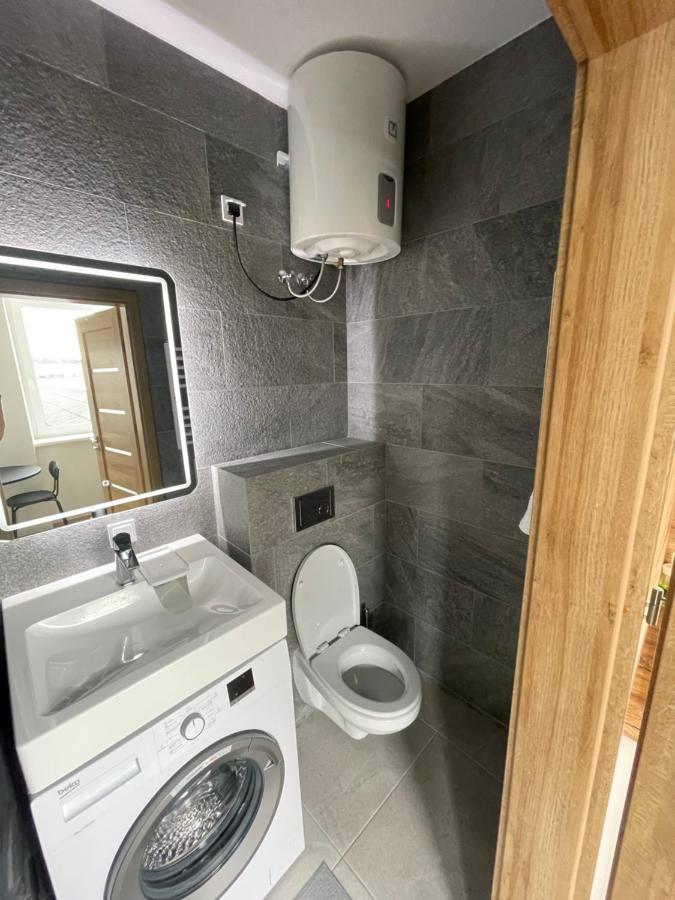 Airport Apartment 32 Self Check-In Free Parking فيلنيوس المظهر الخارجي الصورة