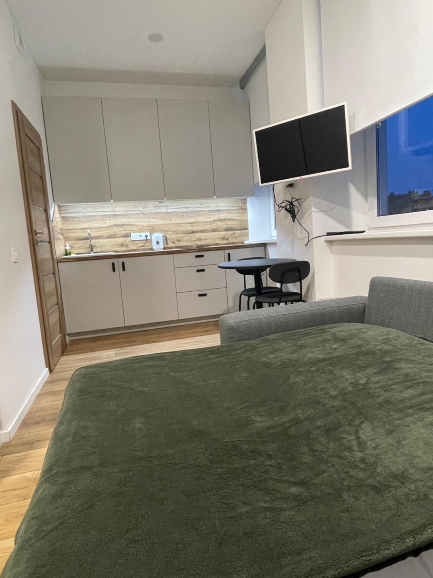 Airport Apartment 32 Self Check-In Free Parking فيلنيوس المظهر الخارجي الصورة